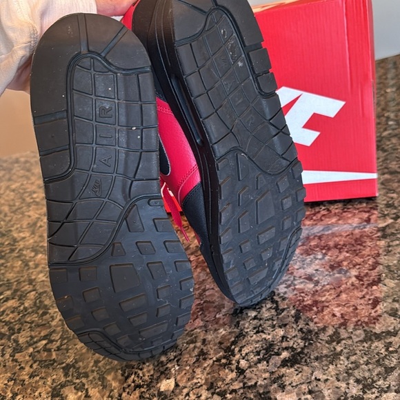 Nike Air Max 1 ltr premium Red leather Sneakers EUC 10.5 - Picture 9 of 16